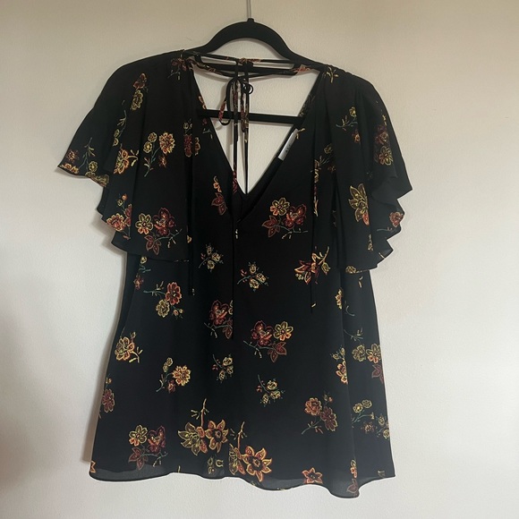 A.L.C. Black & Floral Print Silk Blouse, Size 8 - Picture 5 of 8